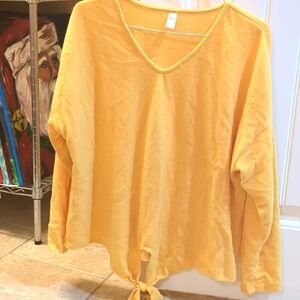 Women's plus size shirt blouse shirt 2x bright yellow sweatshirt fleece sweater